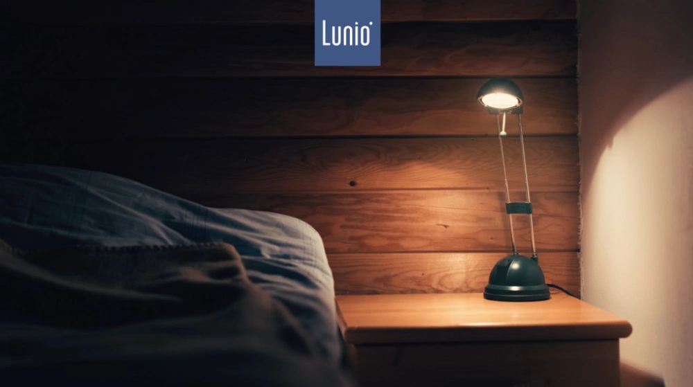 臥室佈置燈光不宜太亮會影響睡眠